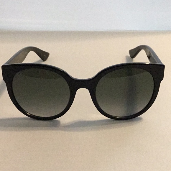 Gucci sunglasses for women - Picture 2 of 7